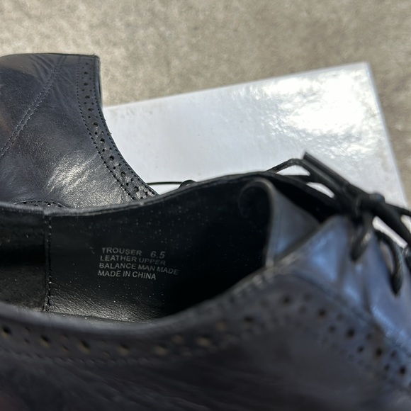 Steve Madden Black Wingtip Oxford “Trouser” Shoes Size 6.5 PreOwned - Picture 7 of 7